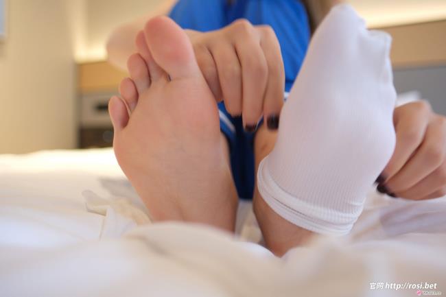 [ROSI美女图]2025.11.18 NO.5097