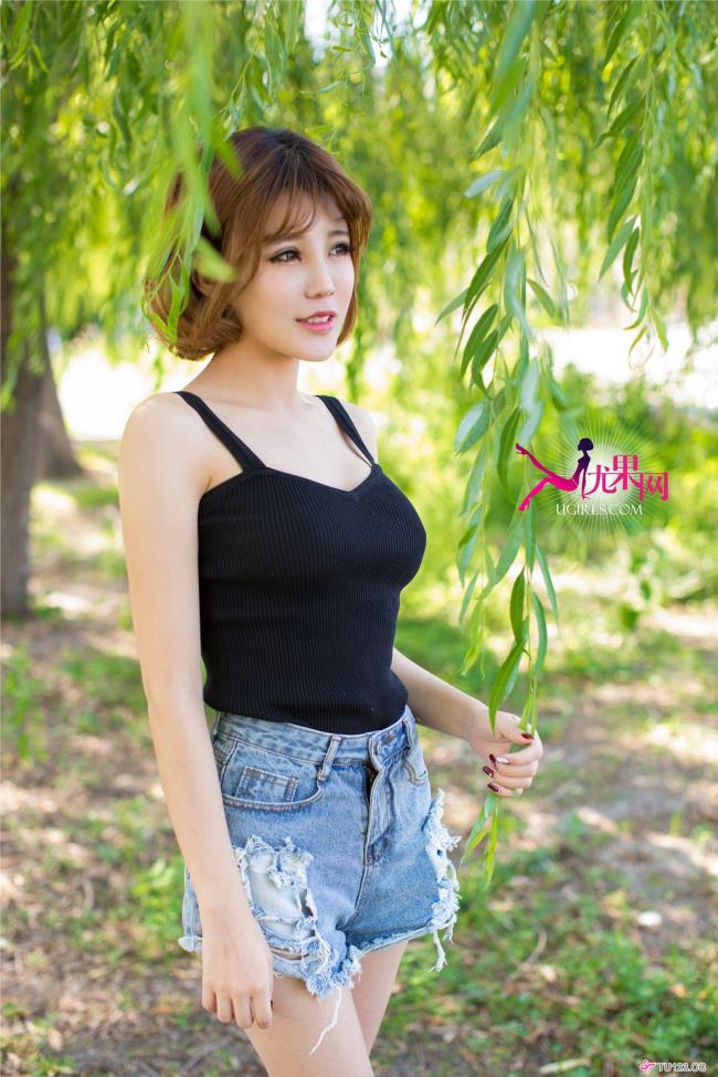 [尤果网Ugirls] No.001 Alin 高清写真集